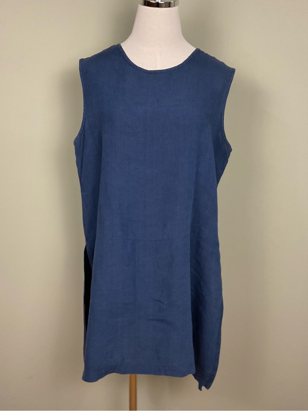 Bryn Walker Blue 100% Linen Sleeveless Tunic Top Lagenlook Sz M Side Slits